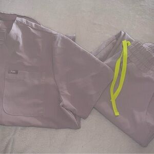 Figs Scrub Set with Neon Yellow Drawstring